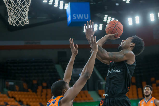 赛季前期球 赛季前期球