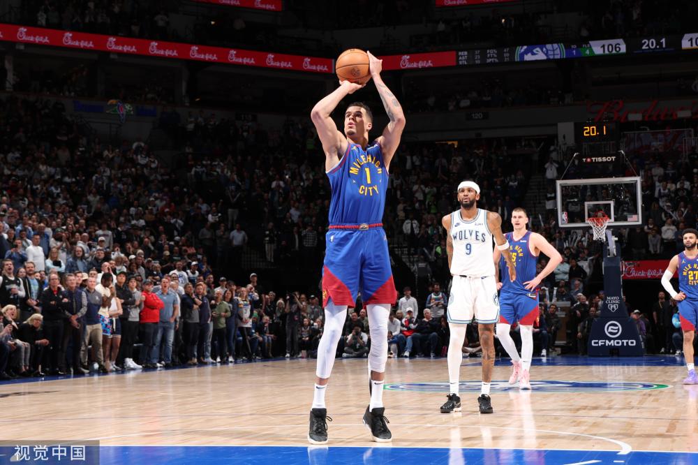 一名小学生 一名小学生