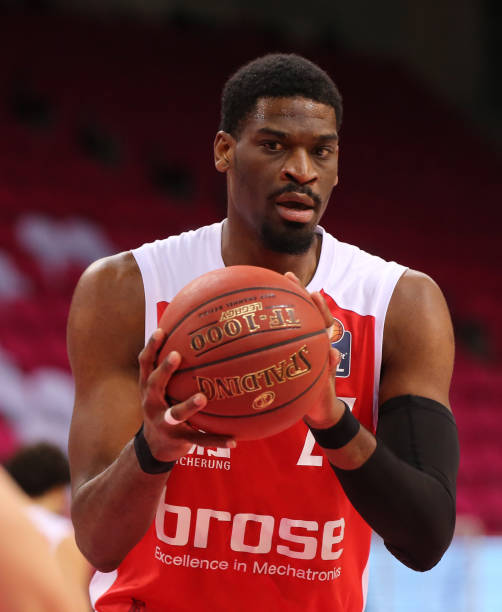 持决策的自 持决策的自